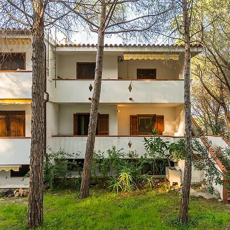 Il Pineto 2 Apartment *